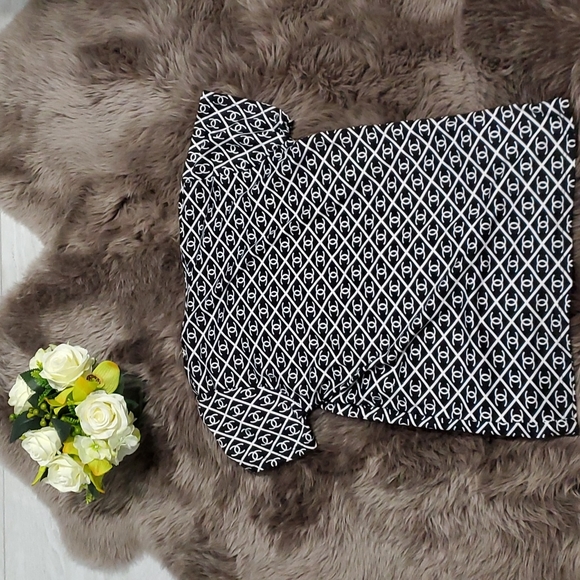 CC Black and White Shirt - Picture 3 of 3